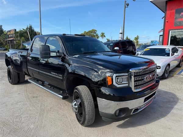 2011 GMC Sierra 3500 Denali HD Denali