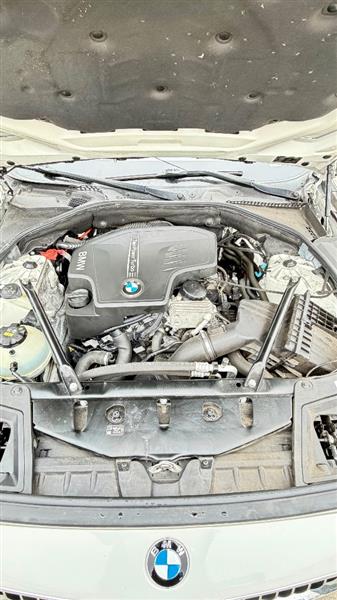 2016 BMW 5 Series 528i - Photo 12