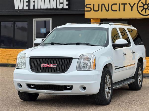 2013 GMC Yukon Denali AWD's photo