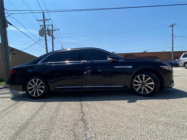2020 Lincoln Continental Livery AWD's photo