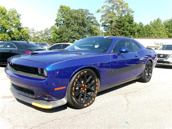 2022 Dodge Challenger R/T Plus