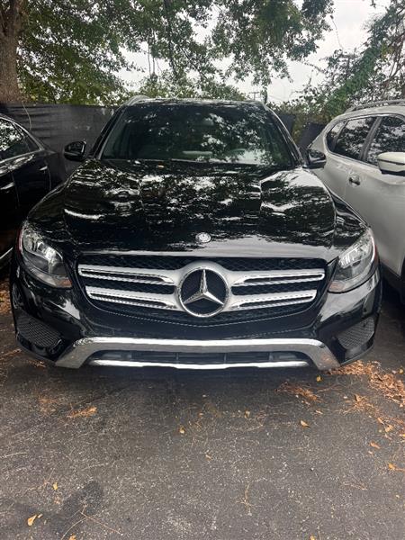 2017 Mercedes Benz GLC300