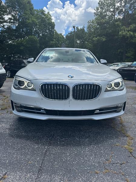 2015 BMW 7-Series 740i