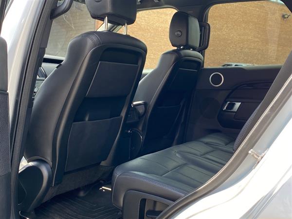 2020 Land Rover Discovery SE - Photo 8