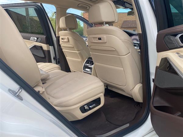 2019 BMW X7 40i - Photo 11