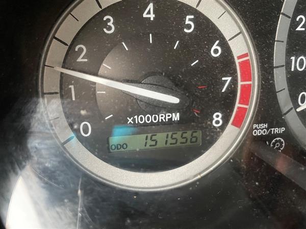 2010 Toyota Sienna CE photo 3