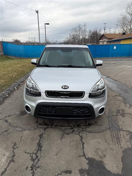 2013 Kia Soul Base
