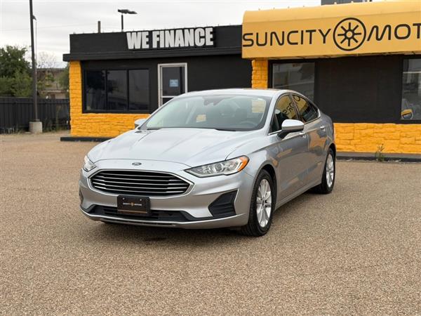 2020 Ford Fusion SE FWD's photo