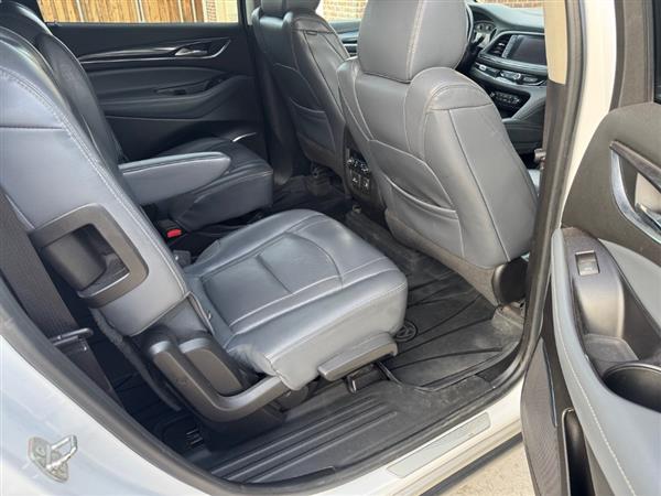 2018 Buick Enclave Premium - Photo 15