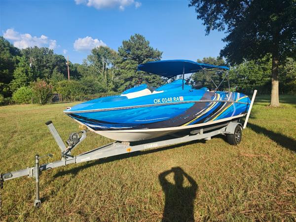 2000 Yamaha LS2000