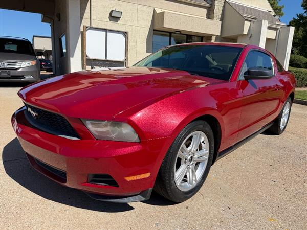 2010 Ford Mustang V6 Coupe