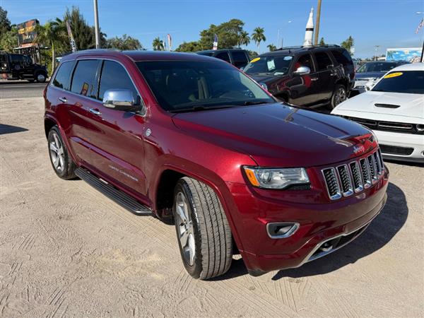 2016 Jeep Grand Cherokee Overland's photo