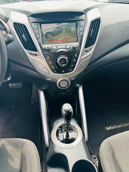 2014 Hyundai Veloster 15