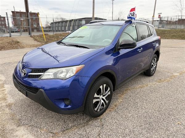 2015 Toyota RAV4 LE's photo