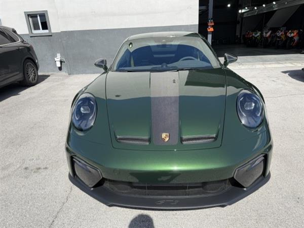 2025 Porsche 911