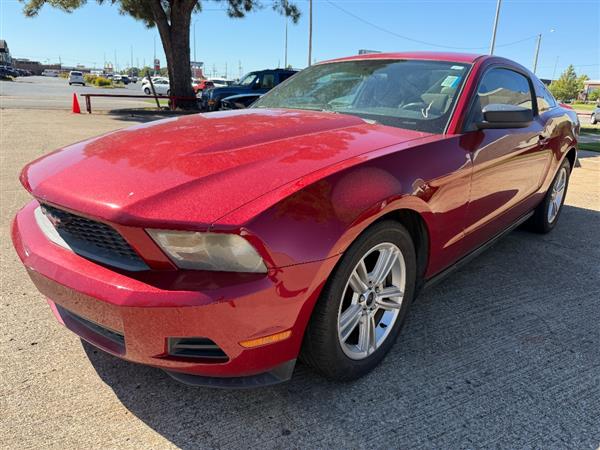 2010 Ford Mustang V6 Coupe
