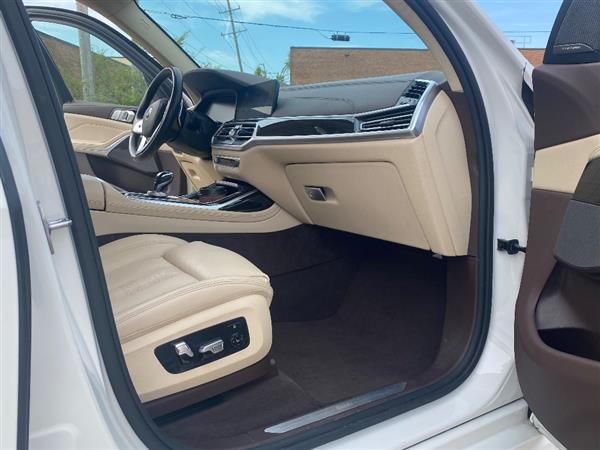 2019 BMW X7 40i - Photo 12