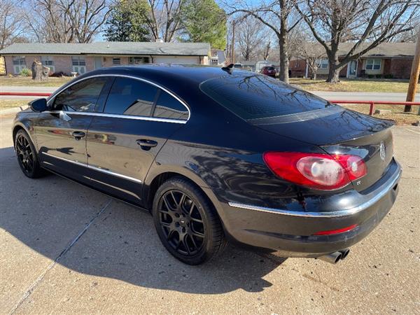 2011 Volkswagen CC Sport's photo