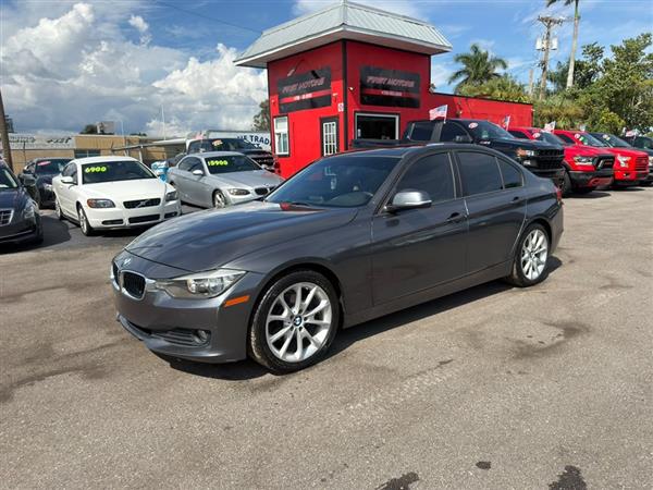 2014 BMW 3-Series 320i Sedan