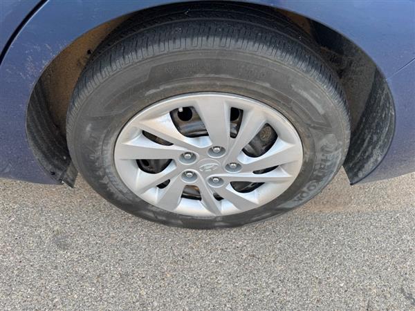 2019 Hyundai Elantra SE - Photo 10