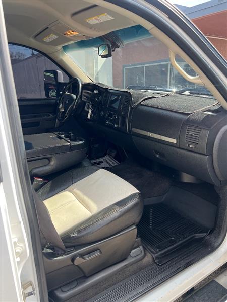 2011 Chevrolet Silverado 2500HD 1LT - Photo 7