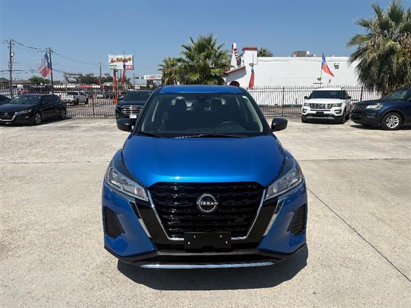 2024 Nissan Kicks S