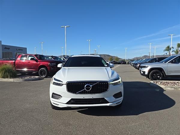 2021 Volvo XC60 T5 Momentum
